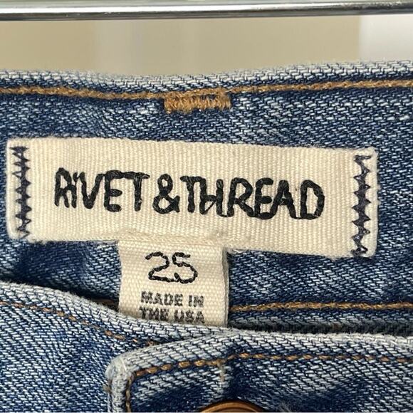 Rivet & Thread Limited Edition High-Rise Slim Boyjeans: Thigh-Patch, Urban, 25” - Picture 9 of 11